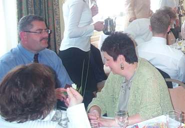 4x3 web nicola simon.jpg (14047 bytes)
