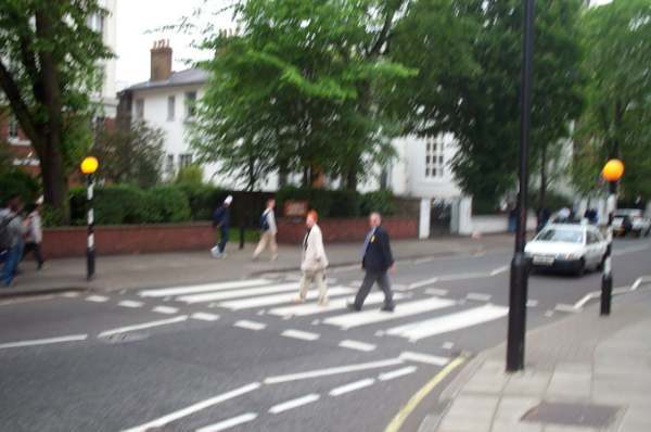 4x3 J&J Abbey Road.jpg (30657 bytes)